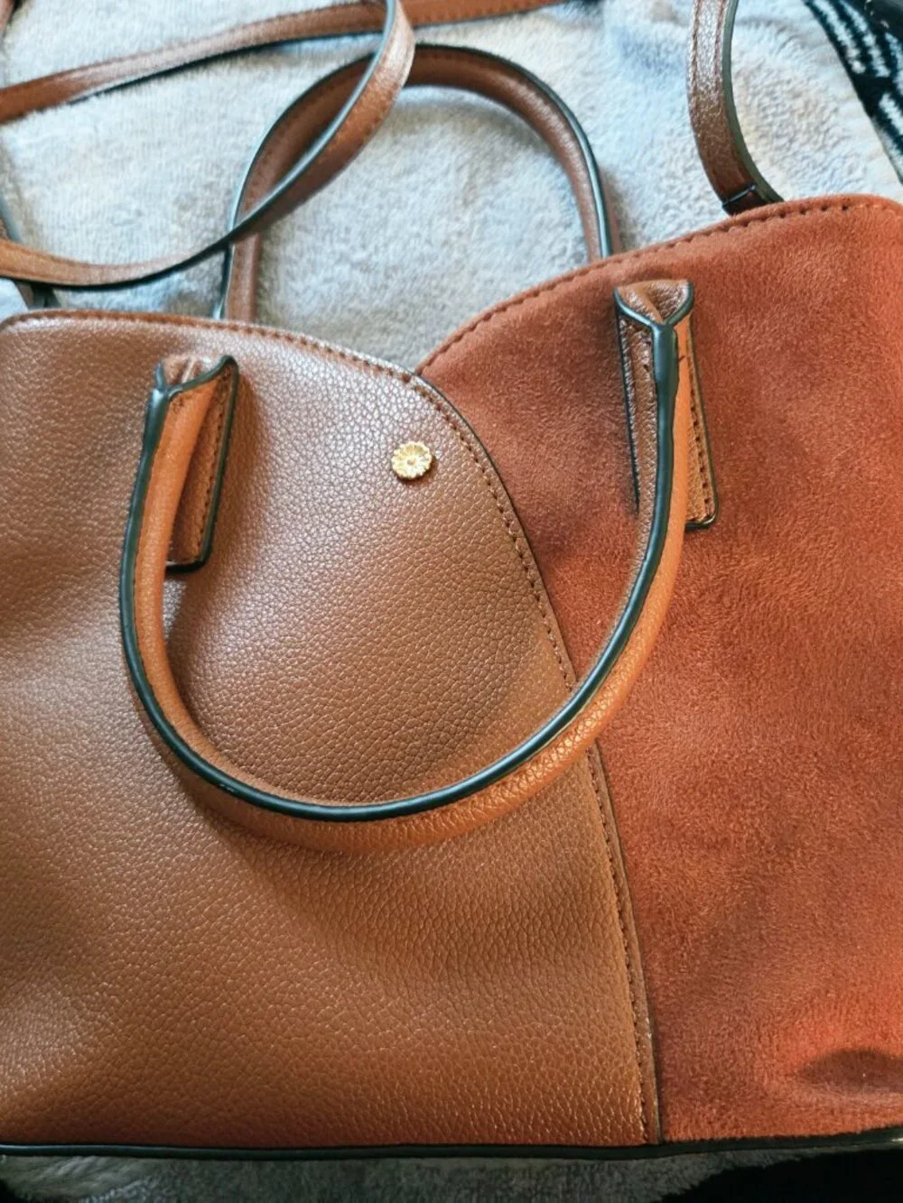 Lauren Conrad handbag/crossbody bag 10x8/Brown 